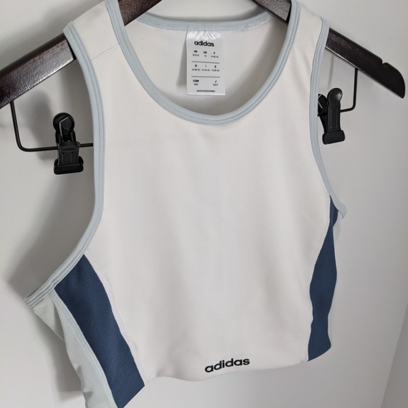 Adidas medium crop top - Picture 3 of 3